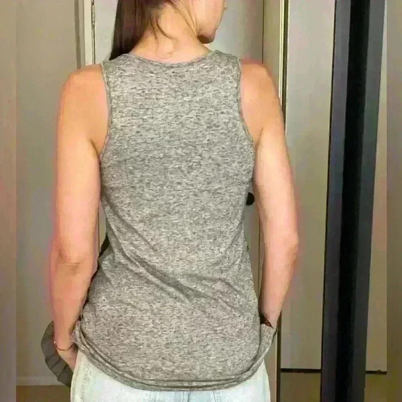 Unique elongated sequence top from a European luxury brand - Picture 12 of 13